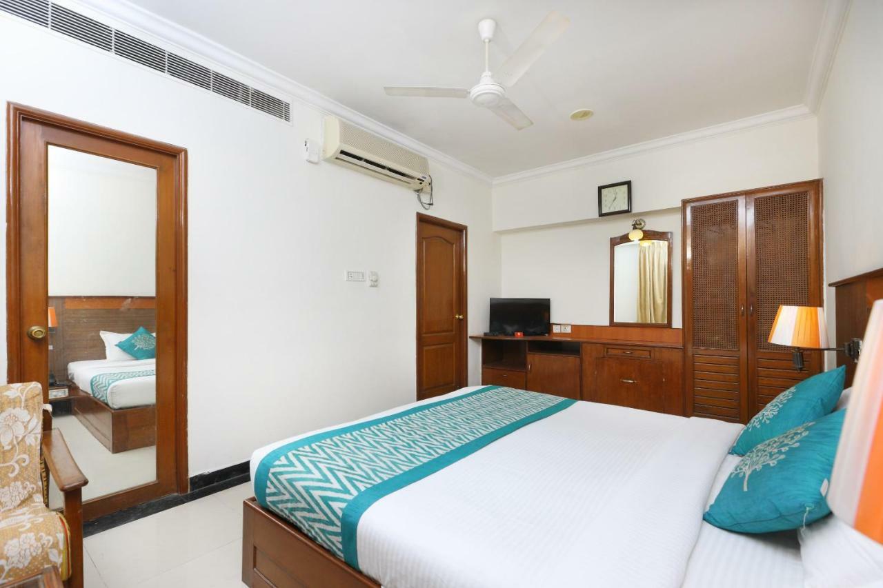 Oyo 1081 Hotel Sindhu International Tirupati Exterior foto